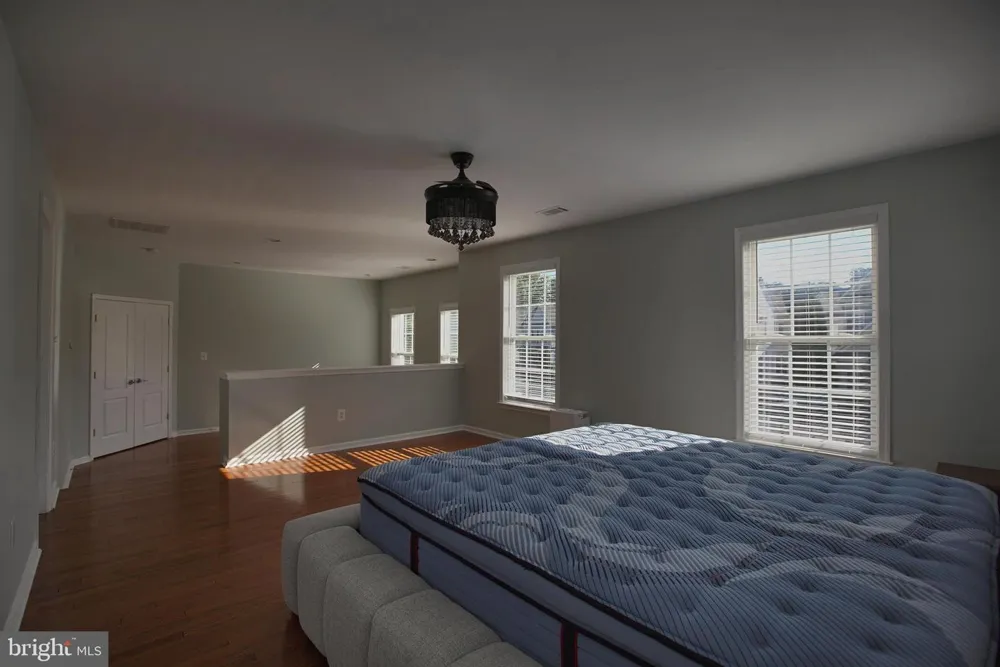 43314 FULLERTON STREET Ashburn, VA 20147