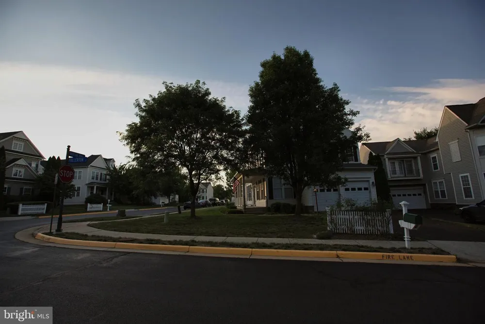 43314 FULLERTON STREET Ashburn, VA 20147