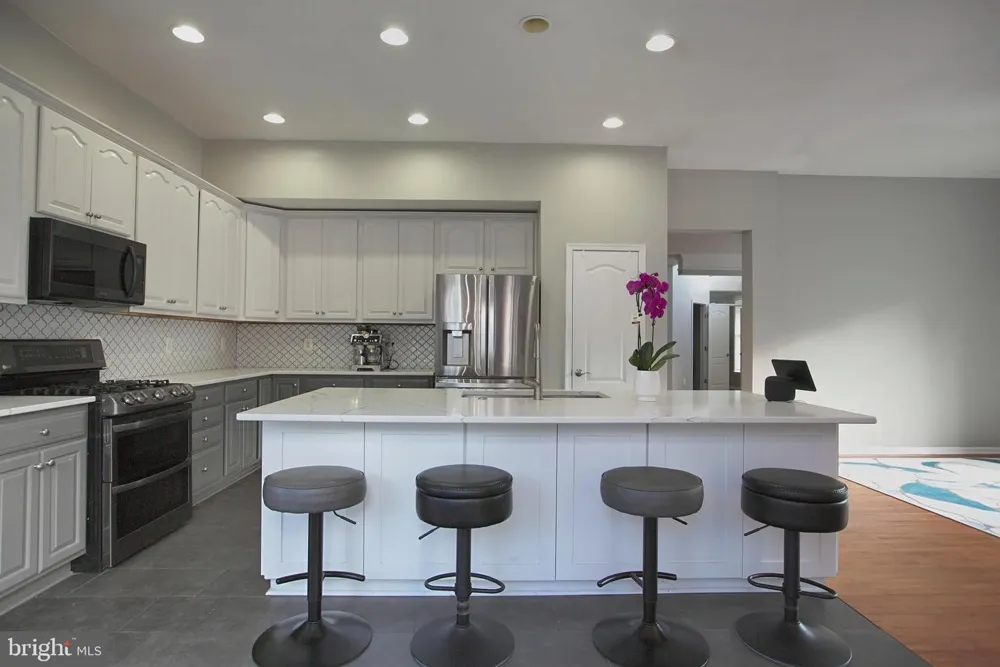 43314 FULLERTON STREET Ashburn, VA 20147