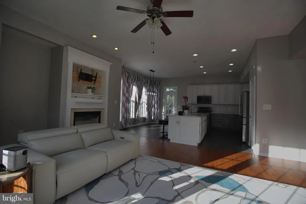 43314 FULLERTON STREET Ashburn, VA 20147