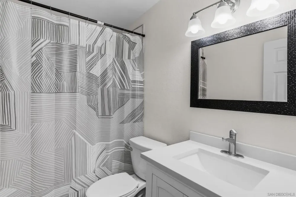1127 Hemlock Ave Imperial Beach, CA 91932