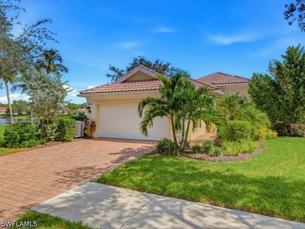 Whidbey Way Naples, FL 34119
