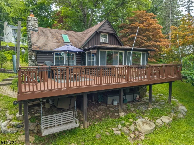 78 Woodlawn Rd Sparta, NJ 07871
