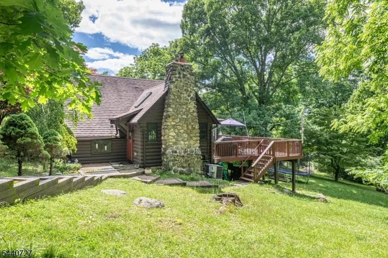 78 Woodlawn Rd Sparta, NJ 07871