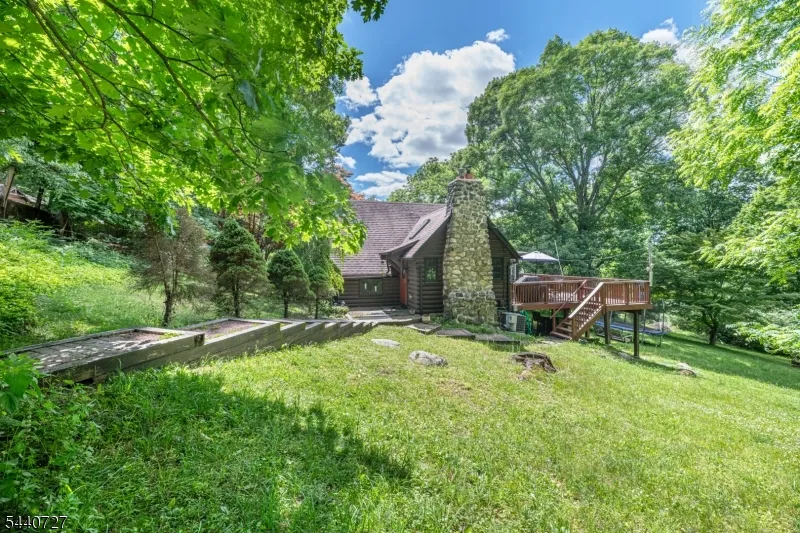 78 Woodlawn Rd Sparta, NJ 07871