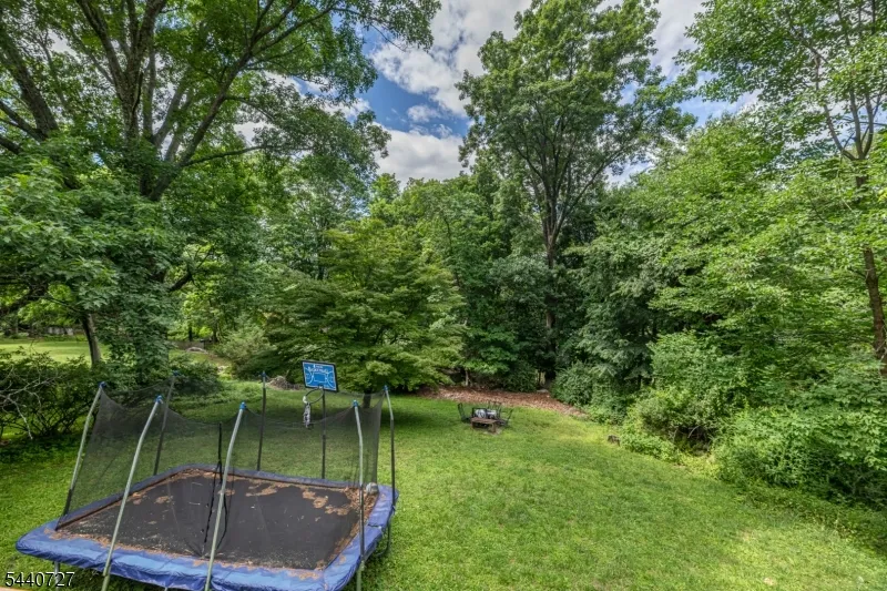 78 Woodlawn Rd Sparta, NJ 07871