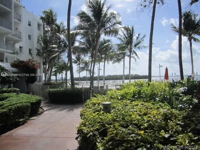 650 NE 64th St #G602 Miami, FL 33138
