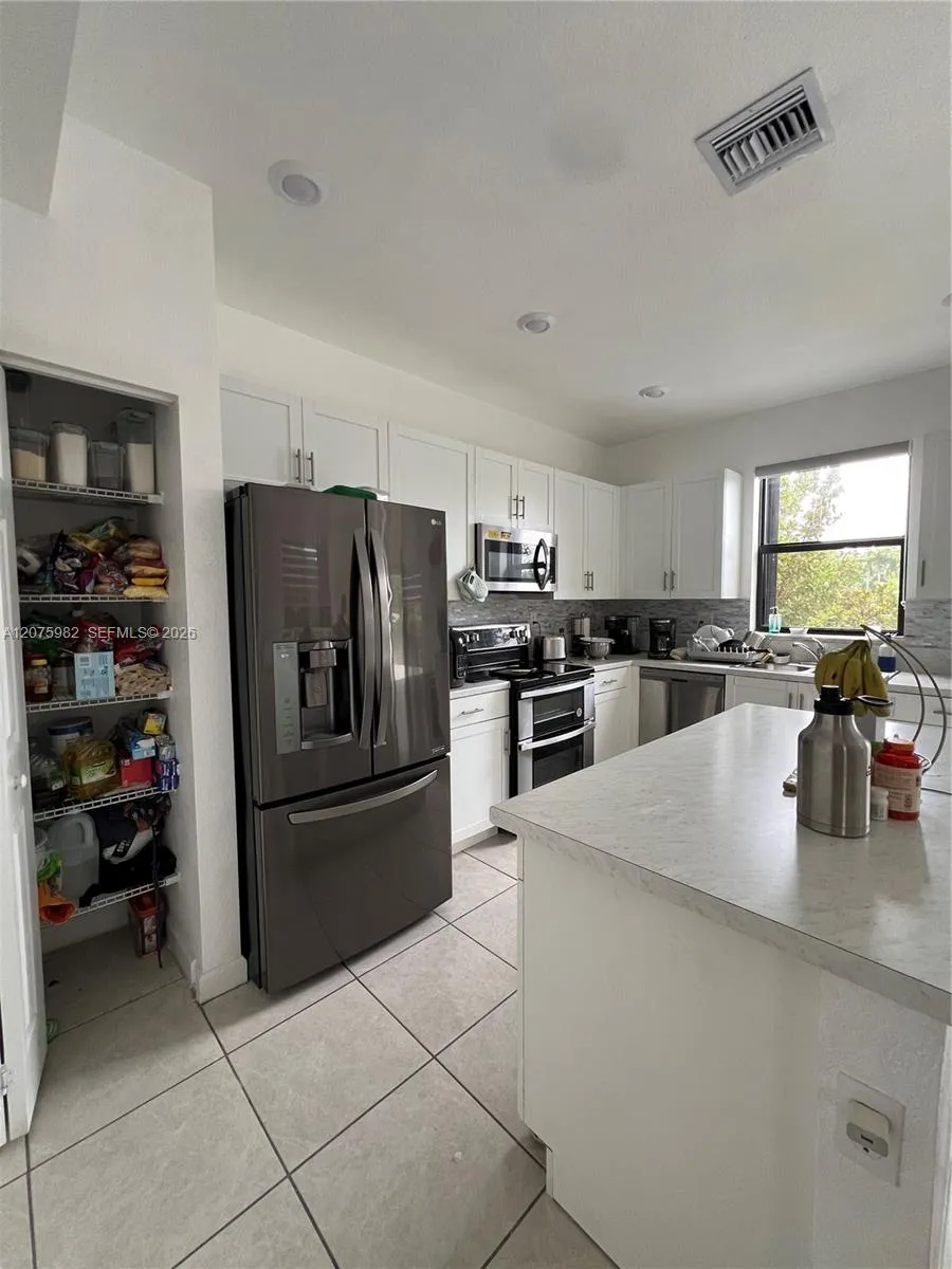 Address Not Shown Davie, FL 33314