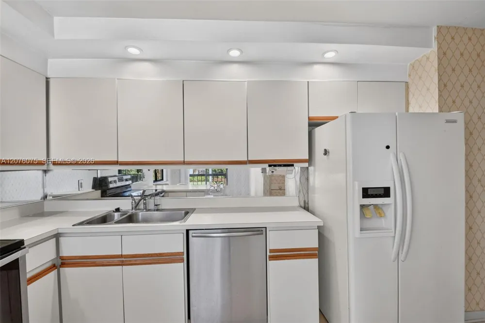 5310 S Fountains Dr S #217 Lake Worth, FL 33467