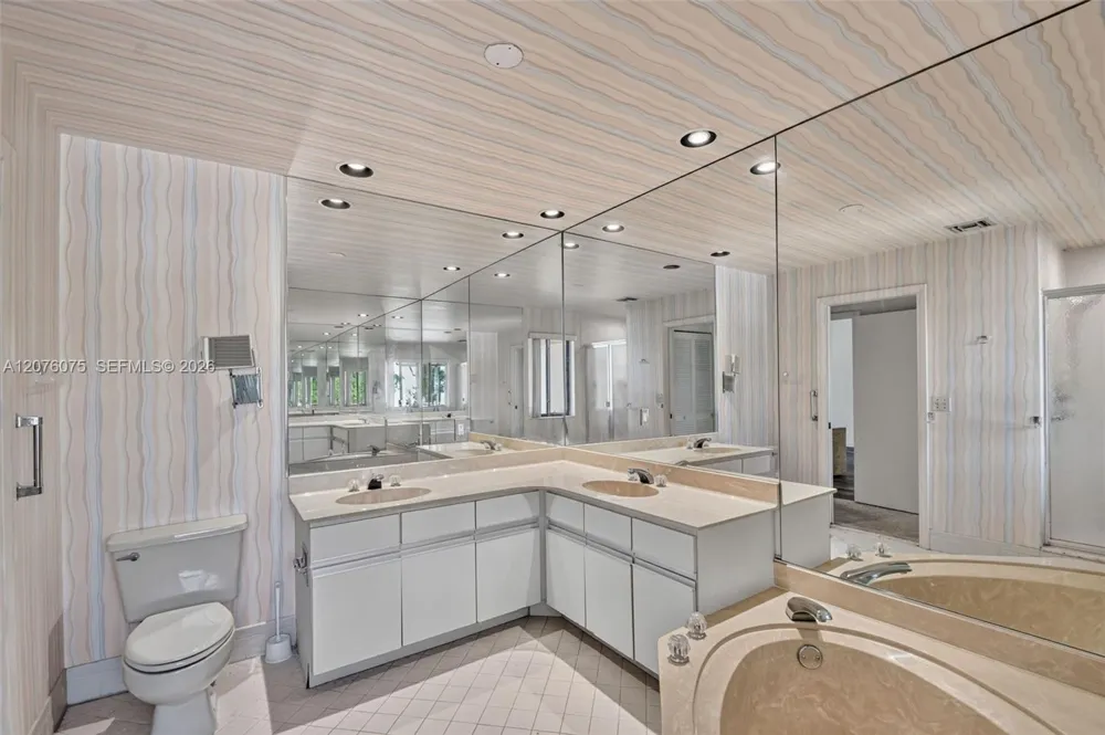 5310 S Fountains Dr S #217 Lake Worth, FL 33467