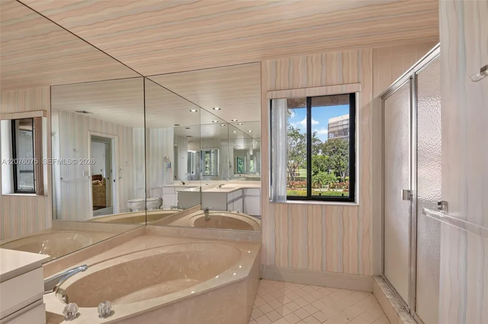 5310 S Fountains Dr S #217 Lake Worth, FL 33467