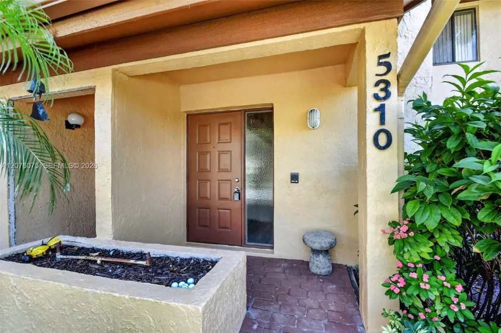 5310 S Fountains Dr S #217 Lake Worth, FL 33467