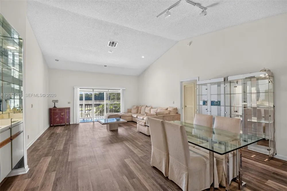 5310 S Fountains Dr S #217 Lake Worth, FL 33467