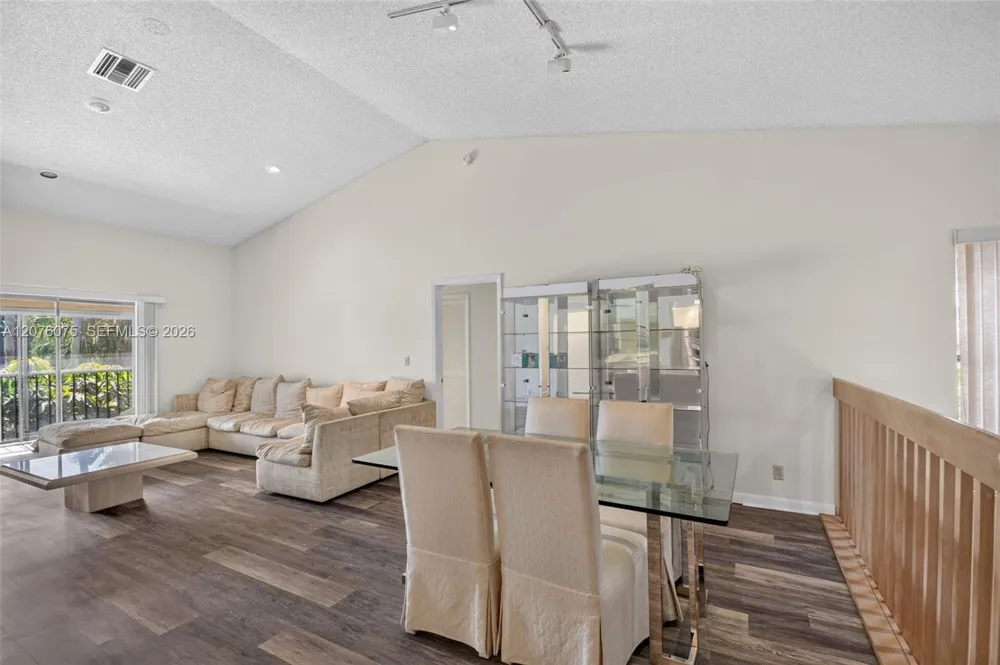 5310 S Fountains Dr S #217 Lake Worth, FL 33467