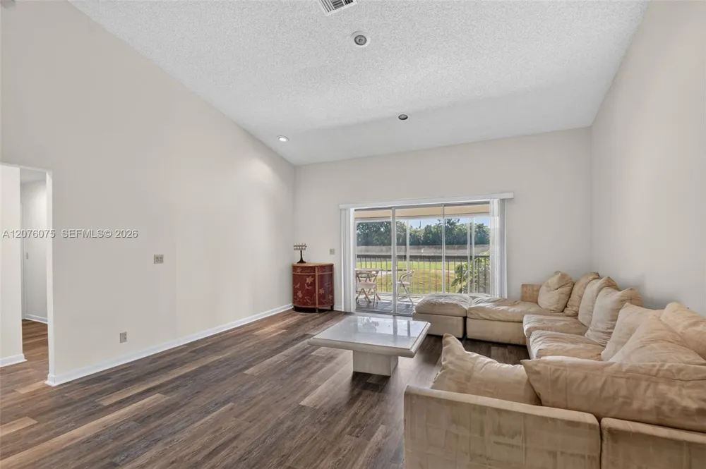 5310 S Fountains Dr S #217 Lake Worth, FL 33467