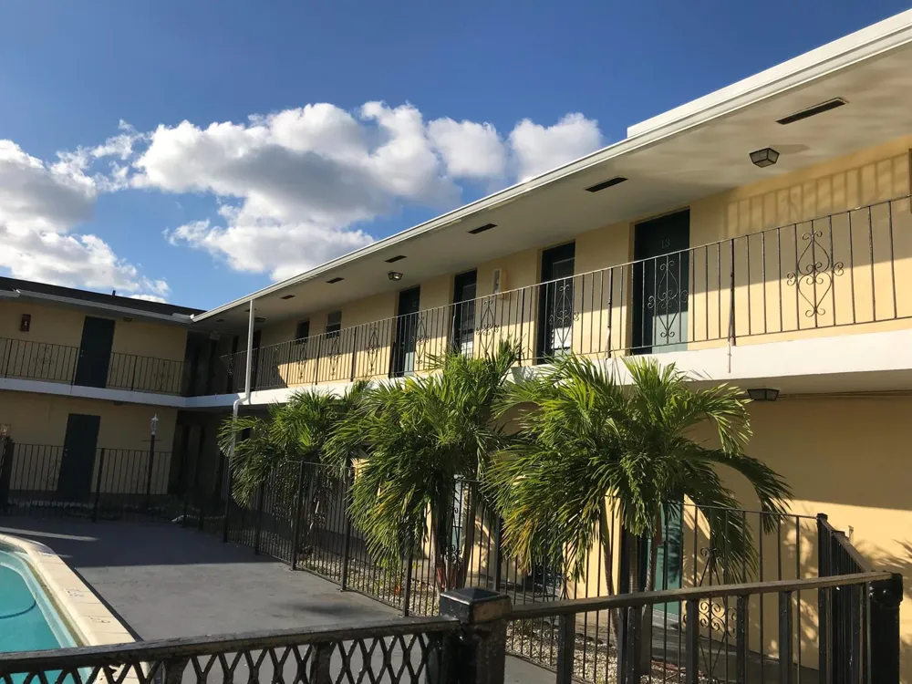 2285 NE 172nd Street #12 North Miami Beach, FL 33160