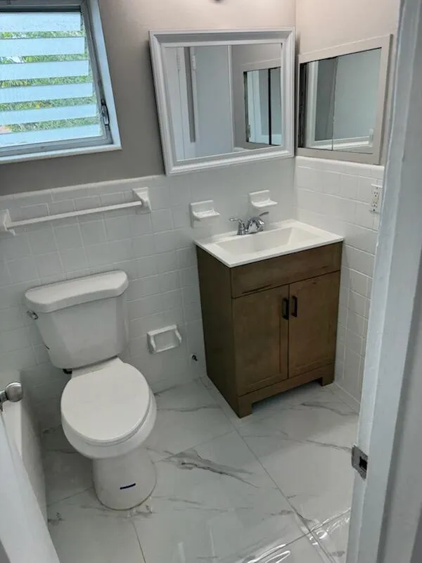 2285 NE 172nd Street #12 North Miami Beach, FL 33160
