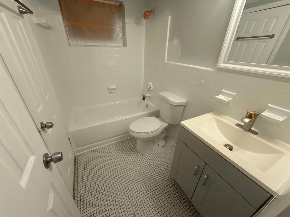 2285 NE 172nd Street #12 North Miami Beach, FL 33160