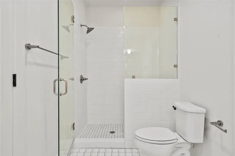1121 Walton Lane #B Austin, TX 78721