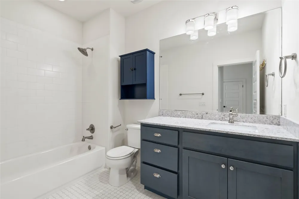 1121 Walton Lane #B Austin, TX 78721