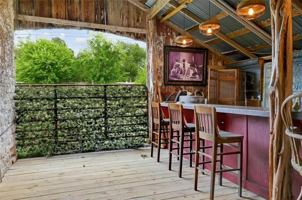23351 Fm 150 W Driftwood, TX 78619