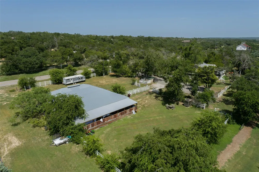 23351 Fm 150 W Driftwood, TX 78619