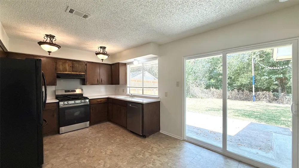 10105 Oak Hollow Drive Austin, TX 78758