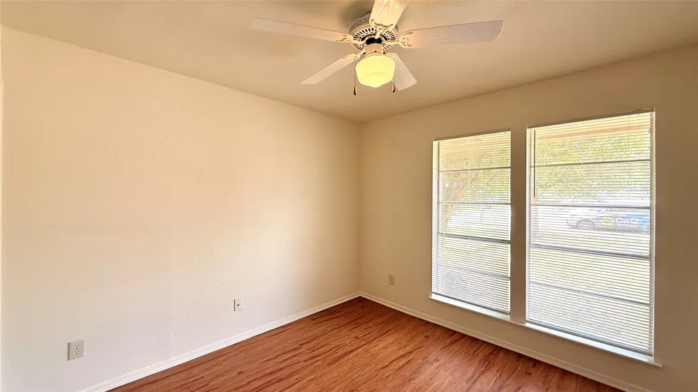 10105 Oak Hollow Drive Austin, TX 78758