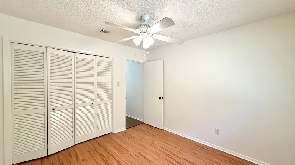 10105 Oak Hollow Drive Austin, TX 78758