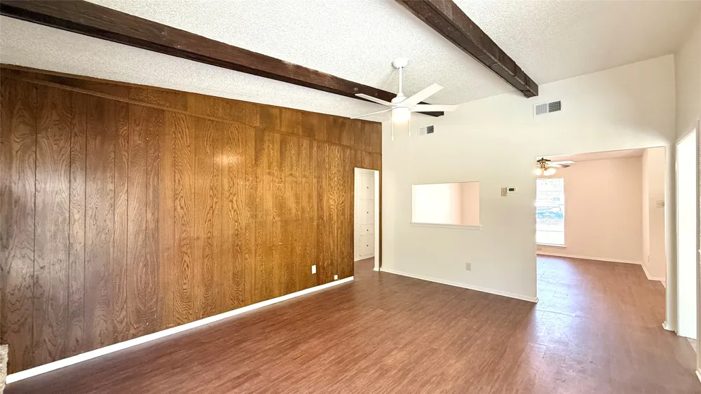 10105 Oak Hollow Drive Austin, TX 78758