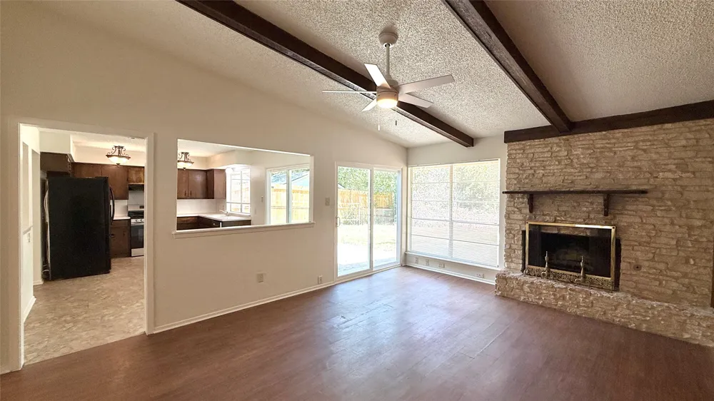 10105 Oak Hollow Drive Austin, TX 78758