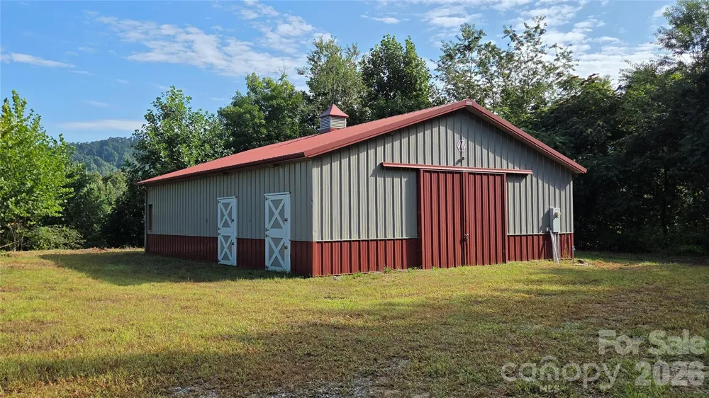 50 Gregory Hill Road Fairview, NC 28730