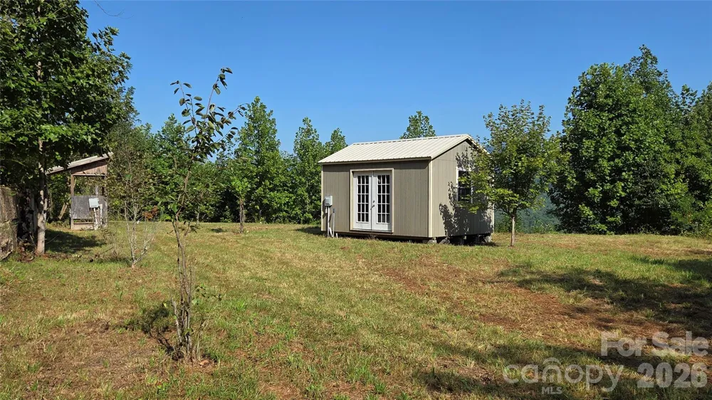 50 Gregory Hill Road Fairview, NC 28730