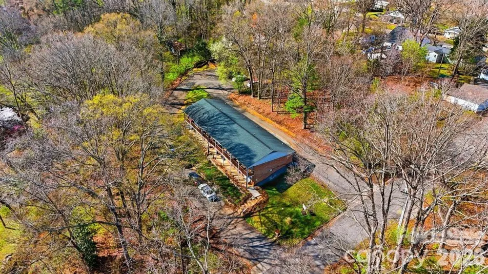1075 7th Avenue NW Hickory, NC 28601