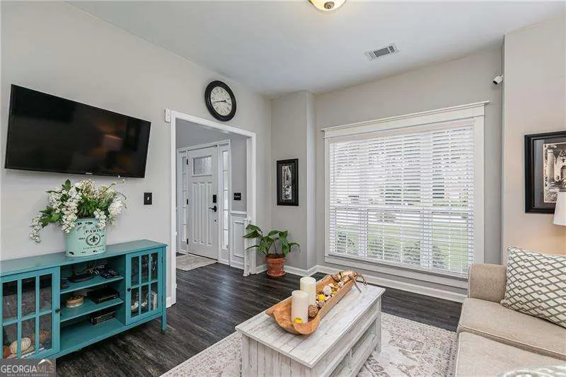 18 Creek Branch CT Acworth, GA 30101