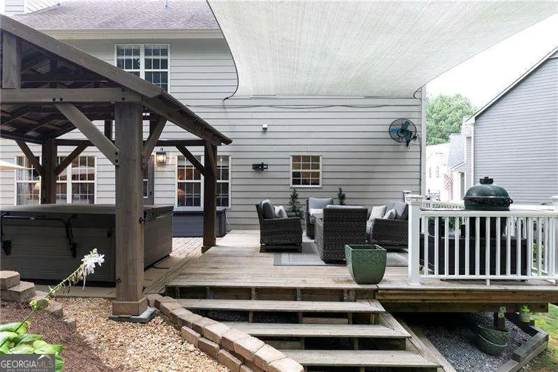 18 Creek Branch CT Acworth, GA 30101