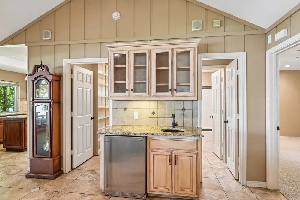 352 County Road 1299 Yantis, TX 75497
