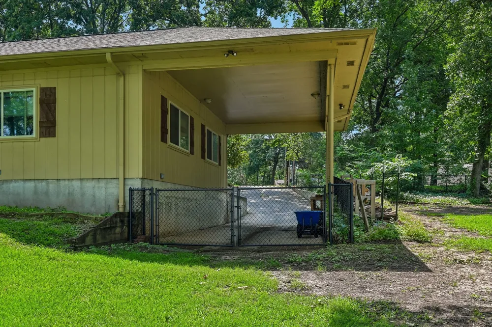 352 County Road 1299 Yantis, TX 75497