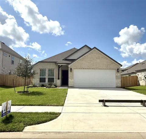 1704 Pecan Woods Lane