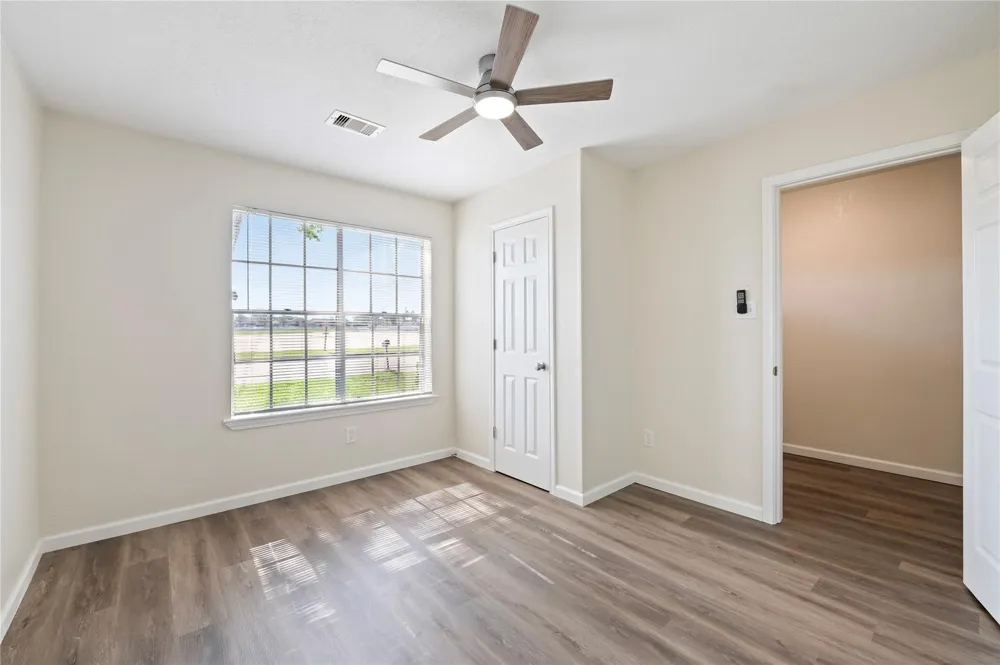 2324 Logan Street Texas City, TX 77590