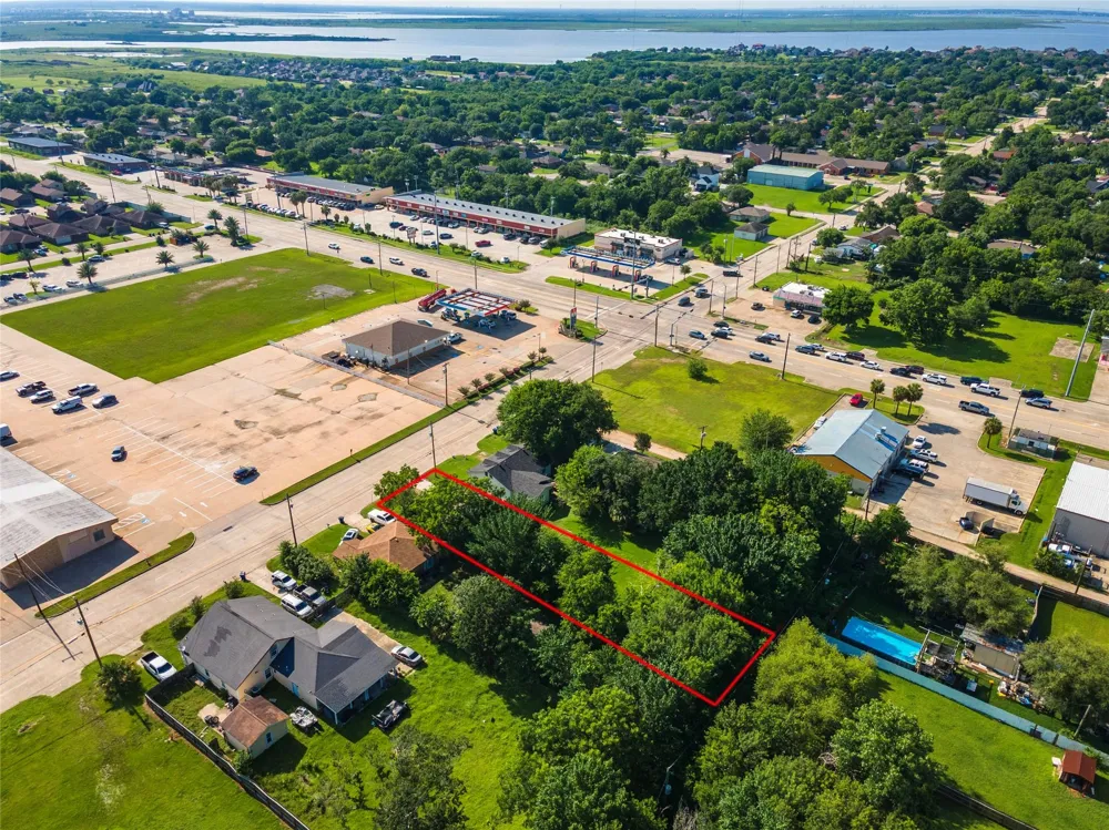 2324 Logan Street Texas City, TX 77590