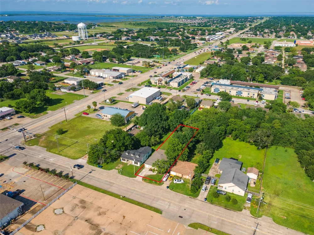 2324 Logan Street Texas City, TX 77590