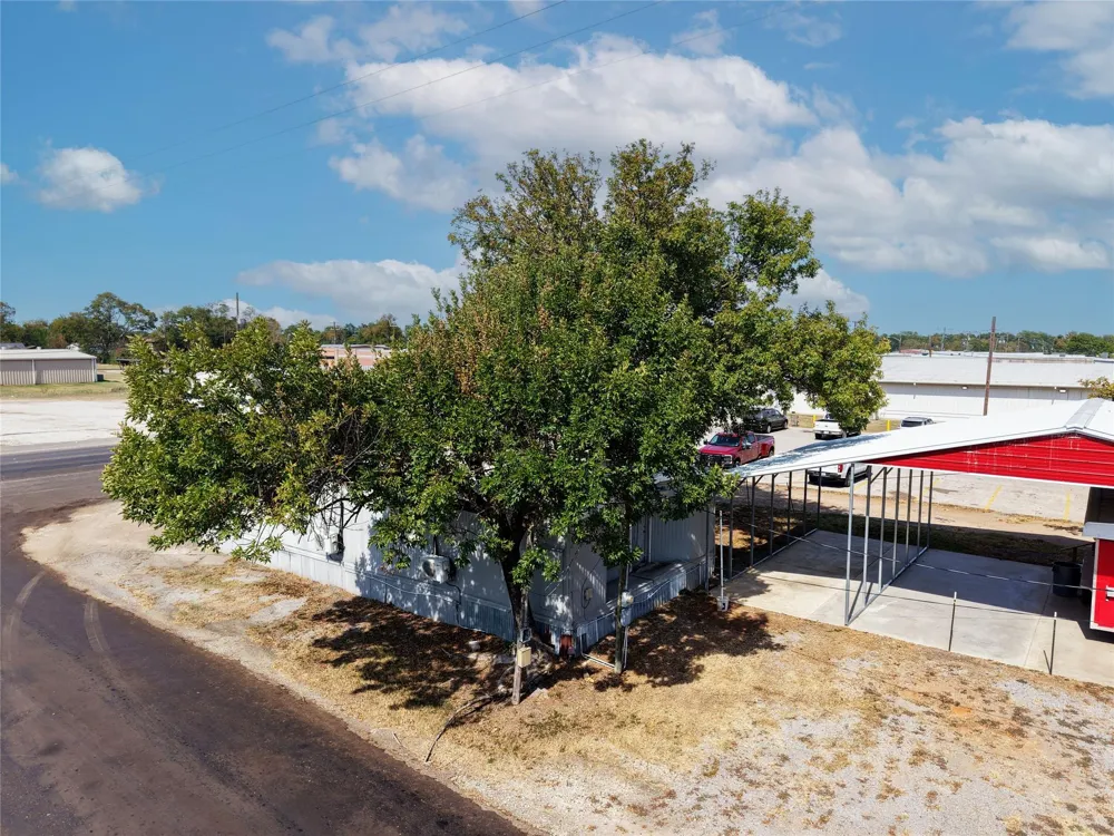 225 Main Street Normangee, TX 77871