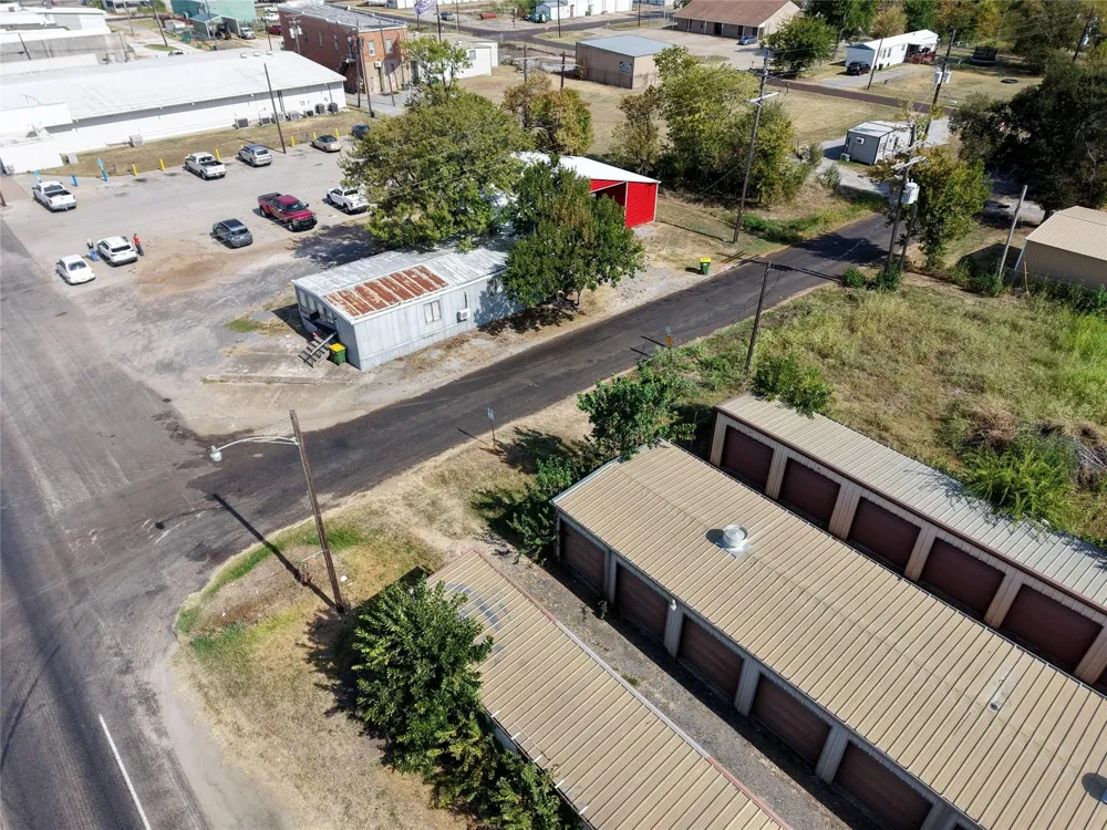 225 Main Street Normangee, TX 77871