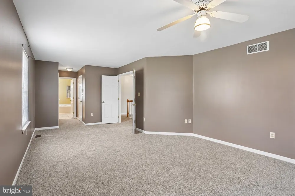 1289 MEADOWVIEW DRIVE Pottstown, PA 19464