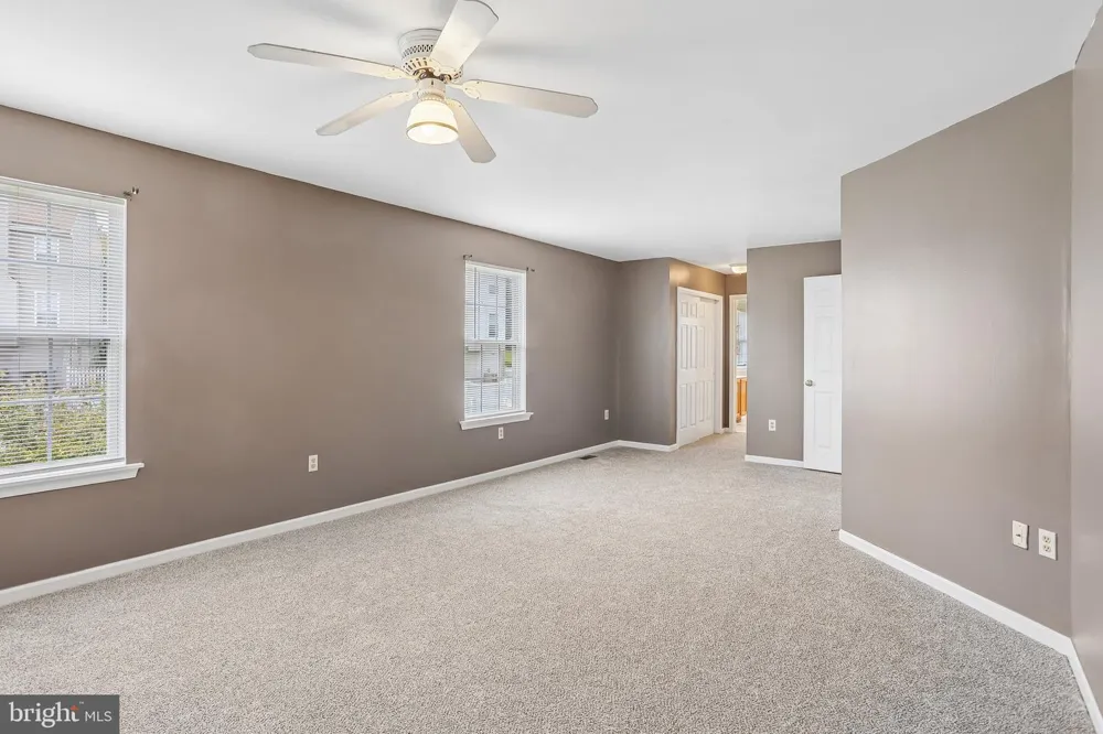 1289 MEADOWVIEW DRIVE Pottstown, PA 19464