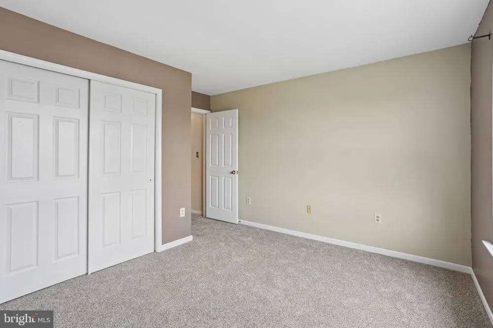 1289 MEADOWVIEW DRIVE Pottstown, PA 19464