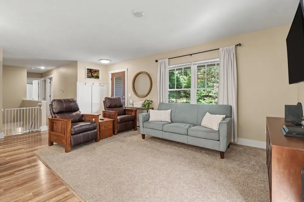 2047 Lakeshore Drive Ludington, MI 49431