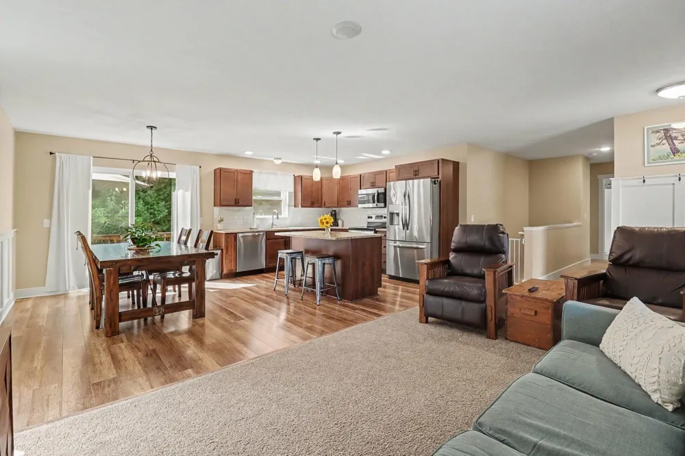 2047 Lakeshore Drive Ludington, MI 49431
