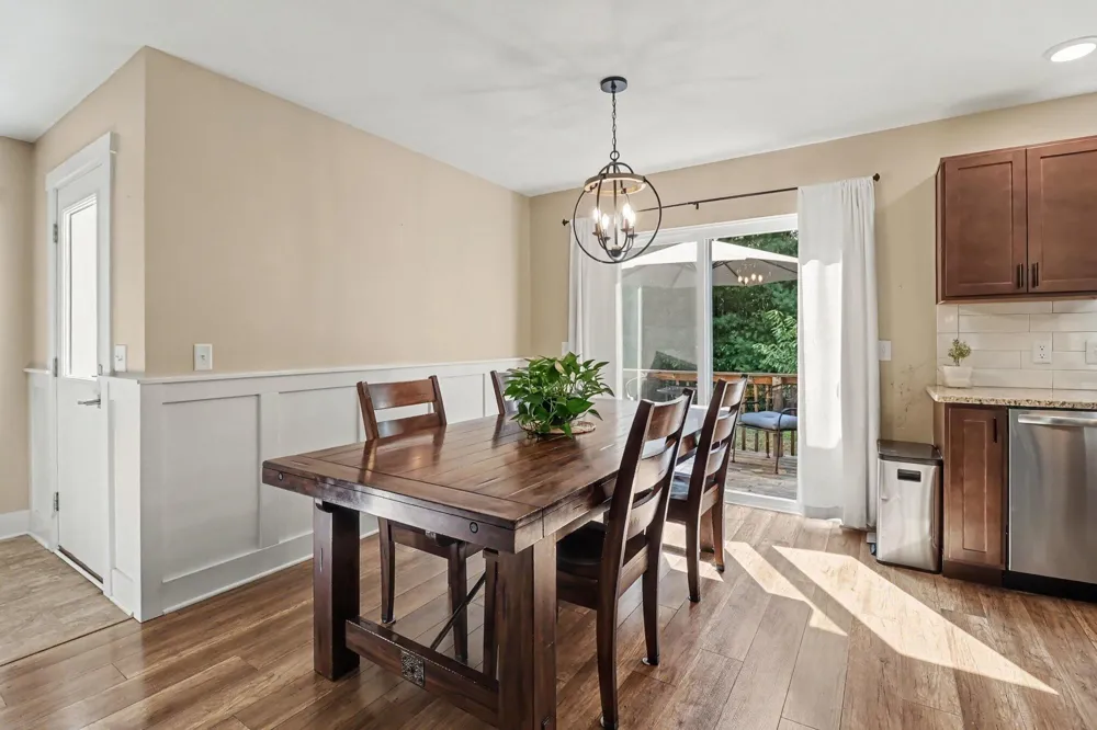 2047 Lakeshore Drive Ludington, MI 49431